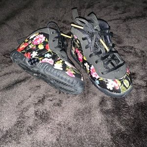Nike Floral Collection sneakers